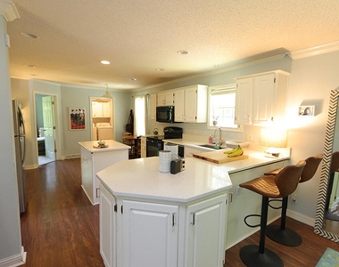 1610 Marly Drive - Photo Thumbnail 4