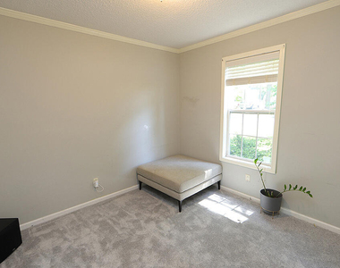 1610 Marly Drive - Photo Thumbnail 13