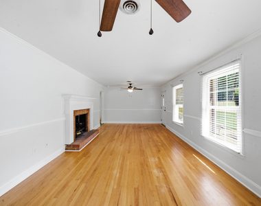 1108 Park Avenue - Photo Thumbnail 9