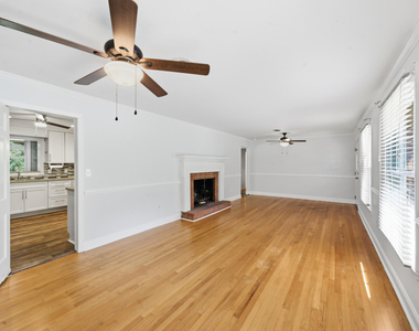 1108 Park Avenue - Photo Thumbnail 8