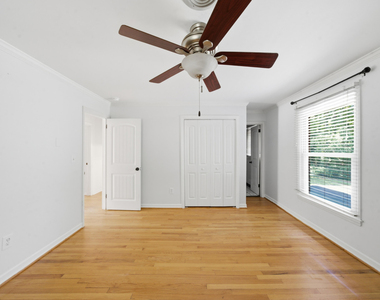 1108 Park Avenue - Photo Thumbnail 30