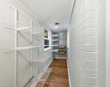 1108 Park Avenue - Photo Thumbnail 18