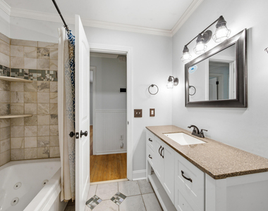 1108 Park Avenue - Photo Thumbnail 23