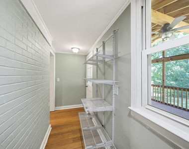 1108 Park Avenue - Photo Thumbnail 20