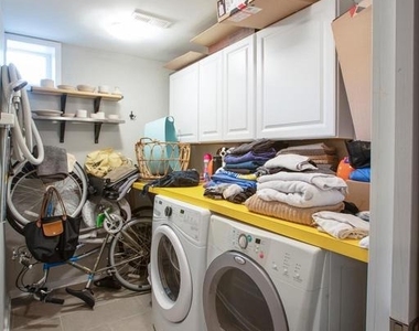 261 Robert Street - Photo Thumbnail 23