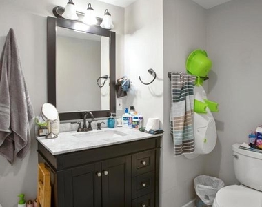261 Robert Street - Photo Thumbnail 19
