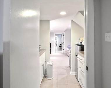 261 Robert Street - Photo Thumbnail 21