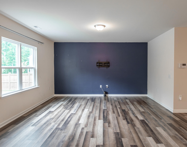 8400 Jordan Meadow Drive - Photo Thumbnail 8
