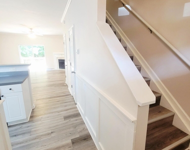 2405 Bay Harbor Drive - Photo Thumbnail 1