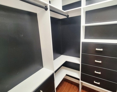 2405 Bay Harbor Drive - Photo Thumbnail 23