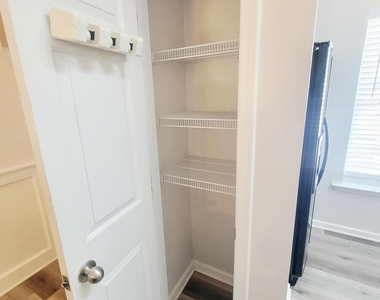 2405 Bay Harbor Drive - Photo Thumbnail 8