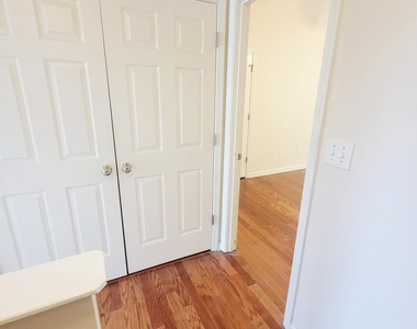 2405 Bay Harbor Drive - Photo Thumbnail 15