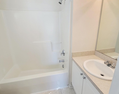 2405 Bay Harbor Drive - Photo Thumbnail 34