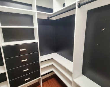 2405 Bay Harbor Drive - Photo Thumbnail 24