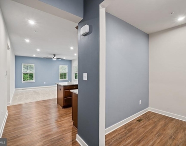 2152 Nottoway Drive - Photo Thumbnail 4
