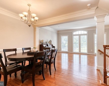 1564 Penzance Way - Photo Thumbnail 7