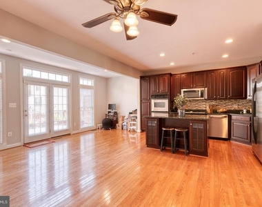 1564 Penzance Way - Photo Thumbnail 11