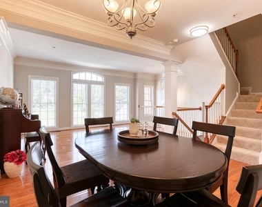 1564 Penzance Way - Photo Thumbnail 8