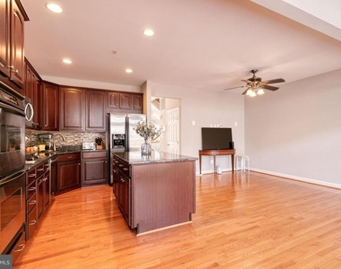 1564 Penzance Way - Photo Thumbnail 15