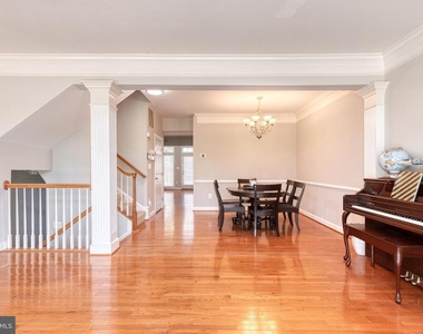 1564 Penzance Way - Photo Thumbnail 2