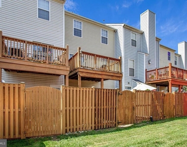 1210 Needham Court - Photo Thumbnail 22