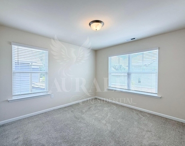 5701 Agrinio Way - Photo Thumbnail 36