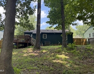 1113 Suffolk Boulevard - Photo Thumbnail 9