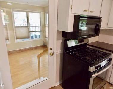 714 Carter Avenue - Photo Thumbnail 10