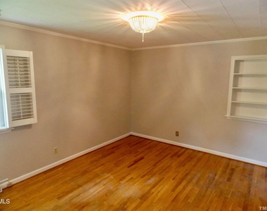 714 Carter Avenue - Photo Thumbnail 19