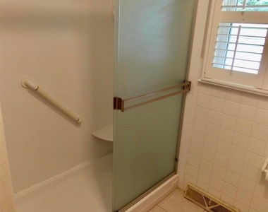 714 Carter Avenue - Photo Thumbnail 18