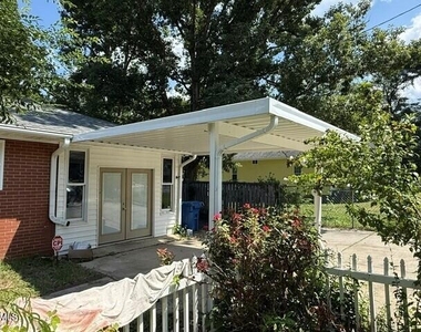 714 Carter Avenue - Photo Thumbnail 1
