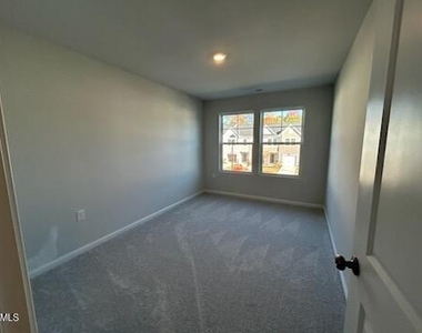266 Peebles Drive - Photo Thumbnail 12