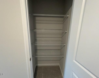266 Peebles Drive - Photo Thumbnail 15