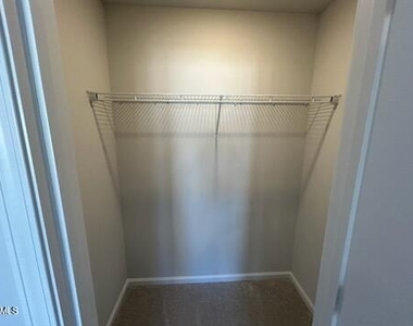 266 Peebles Drive - Photo Thumbnail 13