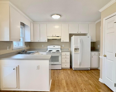 516 Contessa Court - Photo Thumbnail 8