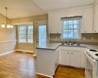 516 Contessa Court - Photo Thumbnail 9