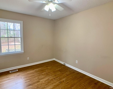 516 Contessa Court - Photo Thumbnail 14