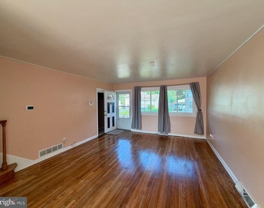 18 Aquilla Avenue - Photo Thumbnail 4
