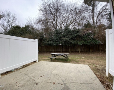 428 E Rose Street - Photo Thumbnail 19