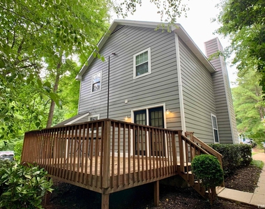 1073 Mills Street - Photo Thumbnail 17