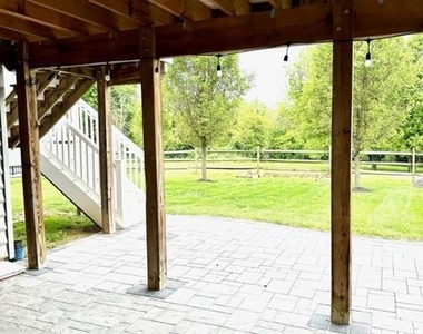 210 Parker Drive - Photo Thumbnail 28
