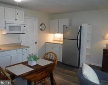 97 B Richardson Circle - Photo Thumbnail 4