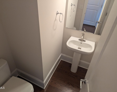 375 Avett Drive - Photo Thumbnail 16