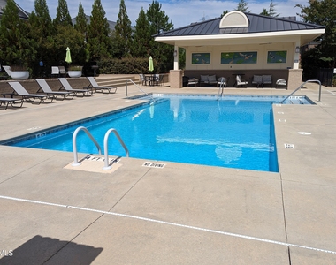 375 Avett Drive - Photo Thumbnail 2