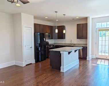 375 Avett Drive - Photo Thumbnail 3
