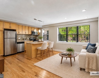 212 Oakwood Street Se - Photo Thumbnail 47