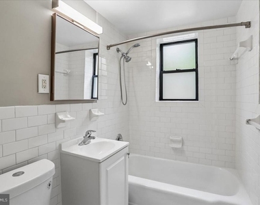 212 Oakwood Street Se - Photo Thumbnail 31