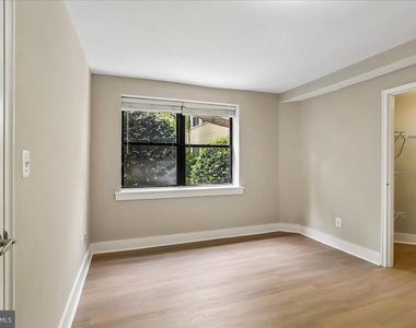 212 Oakwood Street Se - Photo Thumbnail 22