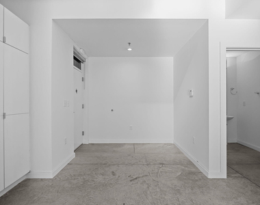 319 Fayetteville Street - Photo Thumbnail 2