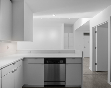 319 Fayetteville Street - Photo Thumbnail 10